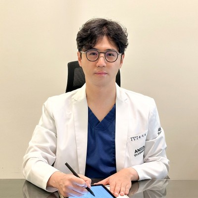 앤드성형외과 윤석호 원장